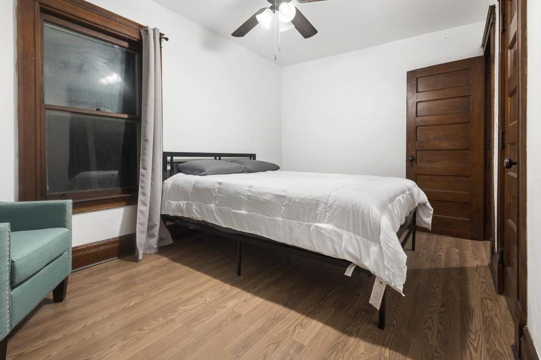 Large 5br 2ba Just Minutes From The Falls * Niagara Falls